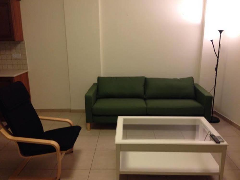 Lakis Court * Larnaka