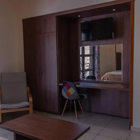 Ferienwohnung Lakis Court Larnaka Exterior foto