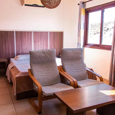 Ferienwohnung Lakis Court Larnaka Exterior foto