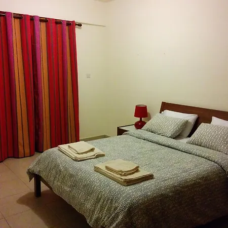 Ferienwohnung Lakis Court Larnaka Exterior foto